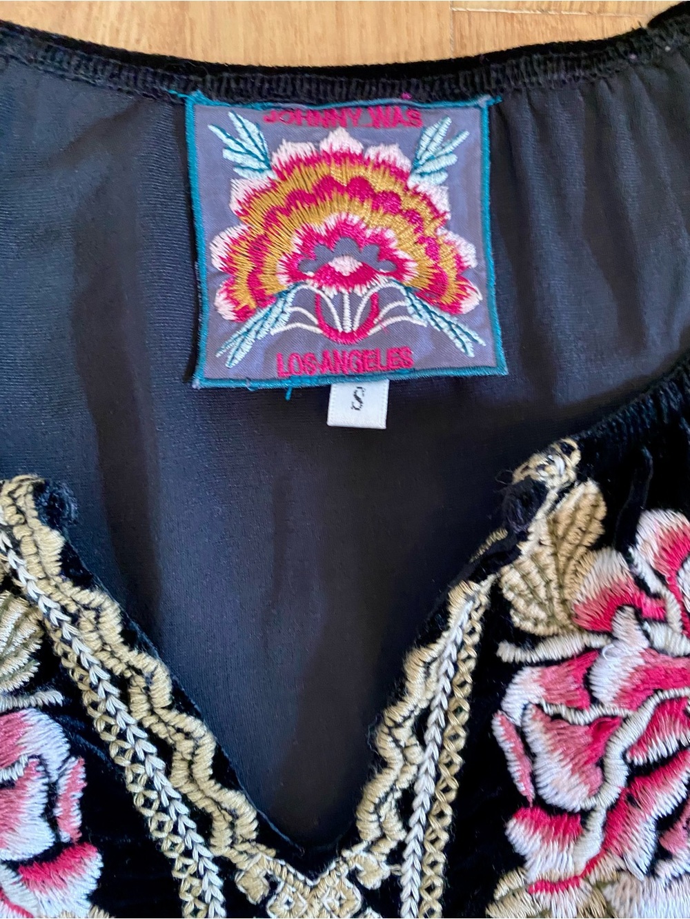 Johnny Was Black Silk-Blend Velvet Embroidered Blouse - Picture 9 of 12